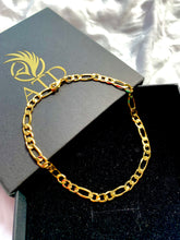 Load image into Gallery viewer, Classic Figaro Bracelet