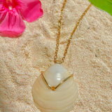 Natural Bermuda Shell Necklace (medium)